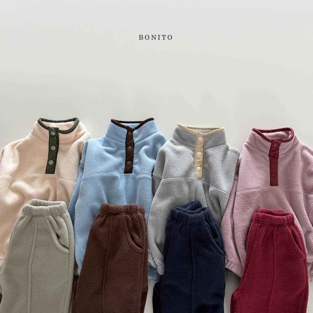 Bonito 可愛拼色鈕釦套裝 / 4色