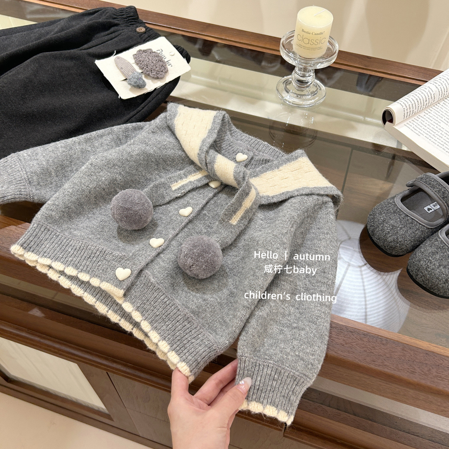 灰色球球披肩上衣/深灰色假兩件加絨褲