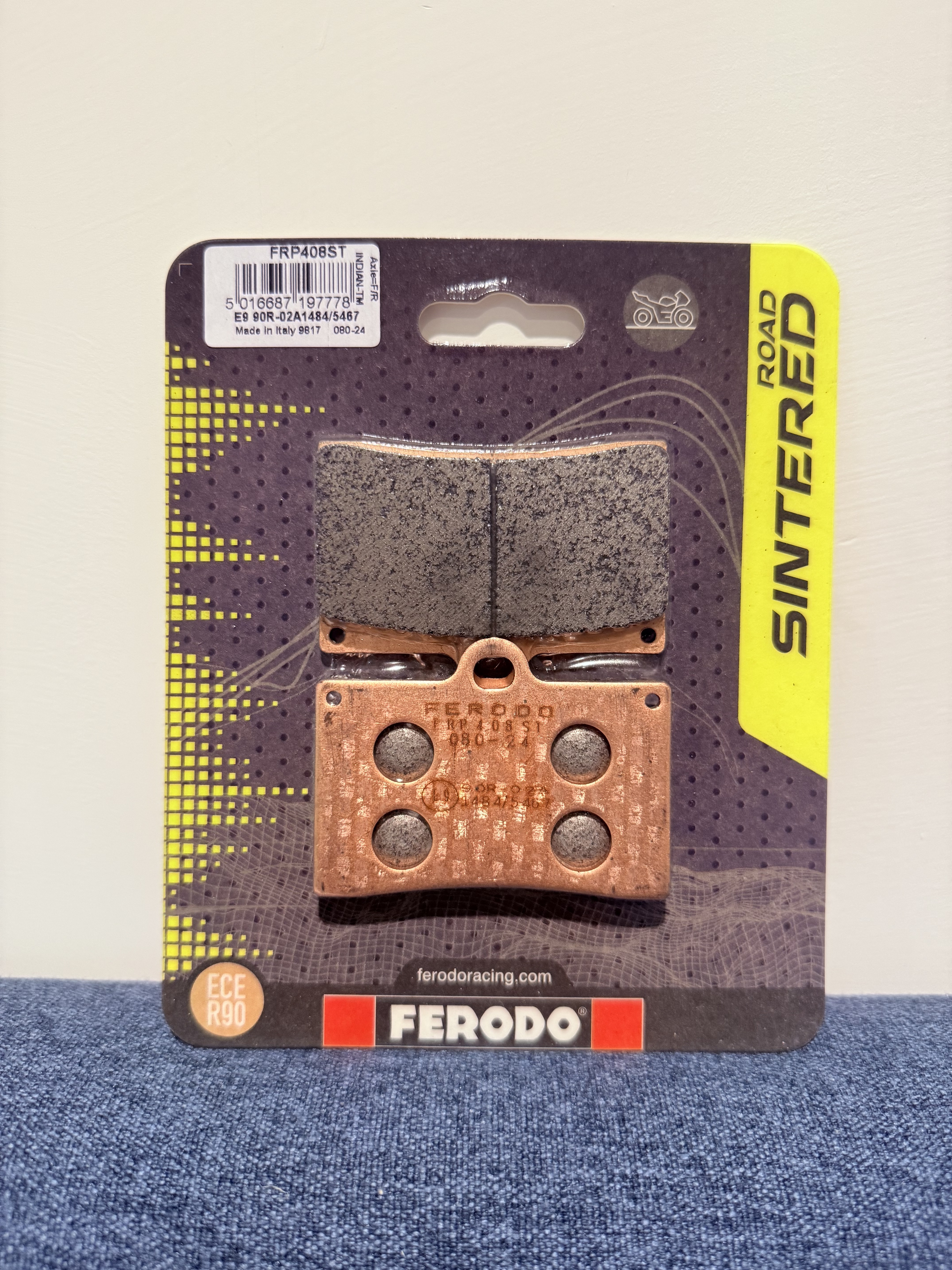 Ferodo Racing  FRP408ST : Brembo 基本對四卡鉗 單插銷 機車系列 金屬燒結來令片