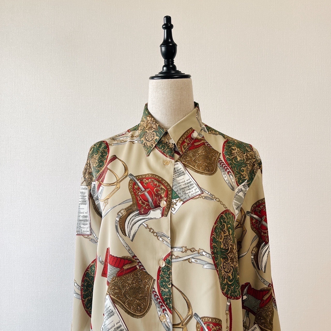 日本製騎士之書巴洛克風古著長袖上衣