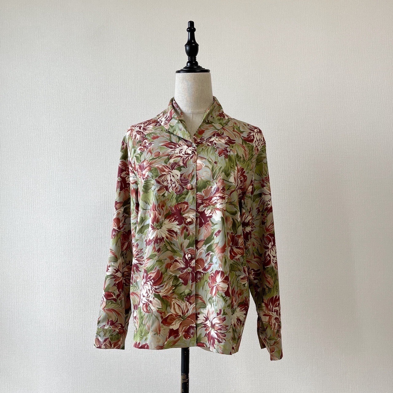 日本製油畫風牡丹長袖古著上衣