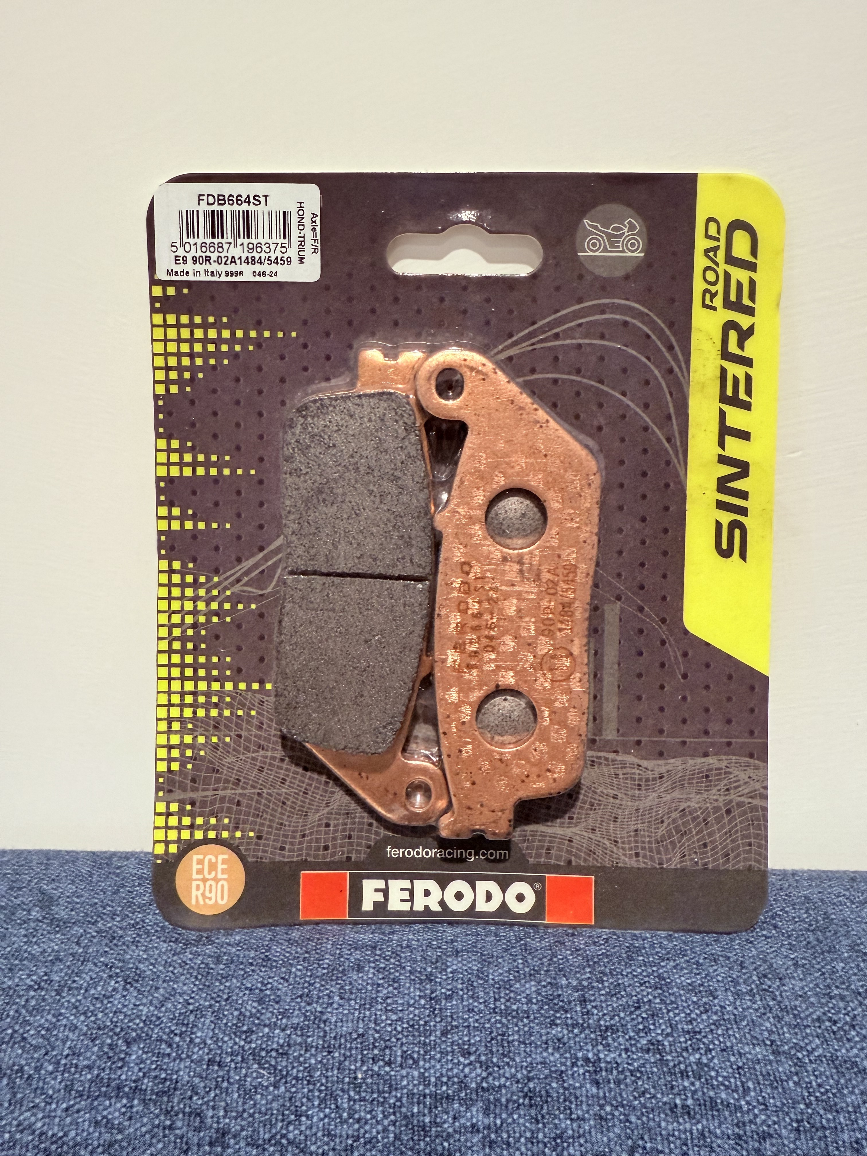 Ferodo Racing FDB664ST：Yamaha：Cynus, Smax, Force 前單邊對二卡鉗     機車系列 金屬燒結來令片
