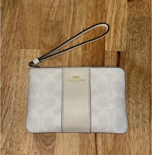 [U] COACH GOLD/WHITE/CHALK CW854 CORNER ZIP WRISTLET IN SIGNATURE CANVAS WITH STRIPE, 196395780228 (UCO83)