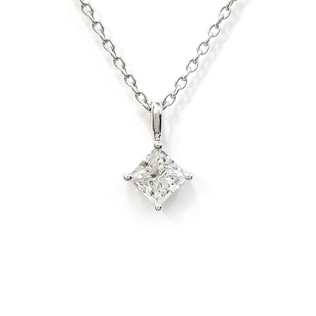 18K白金 實驗室培育鑽石公主方吊墜