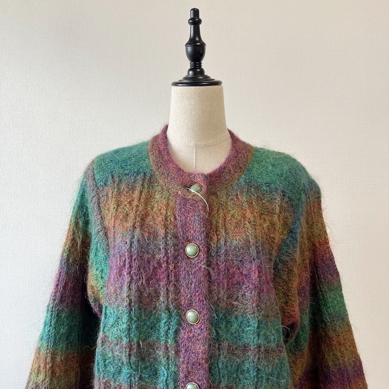 紫綠色漸變毛面毛衣外套