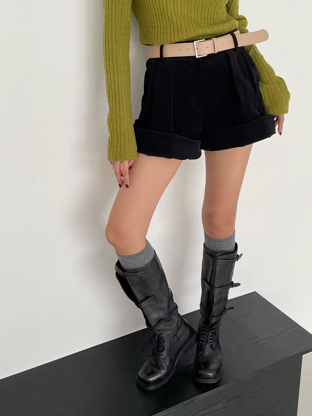 反摺燈芯絨短褲(不含腰帶)