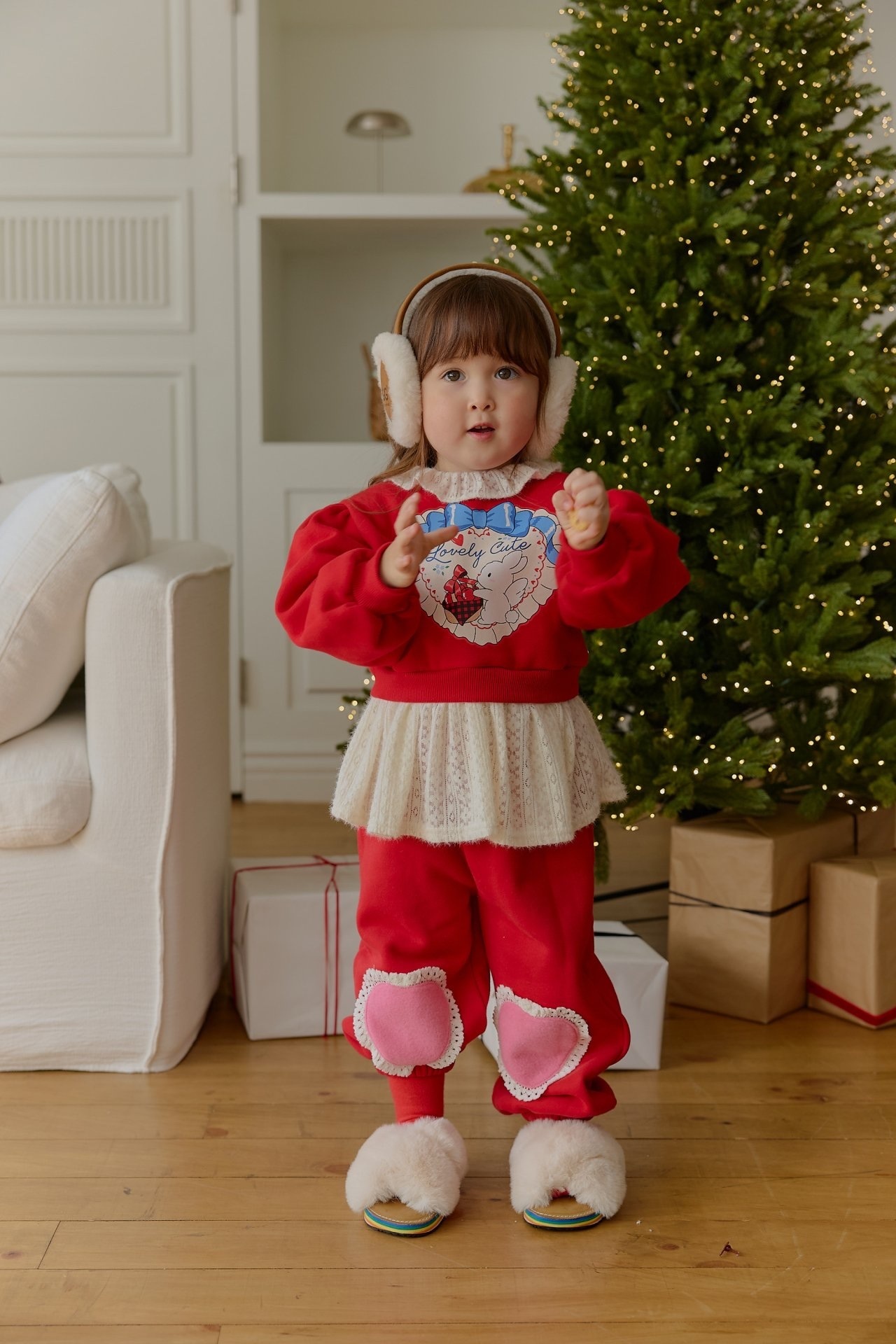 Sera Lace Contrast Sweatshirt