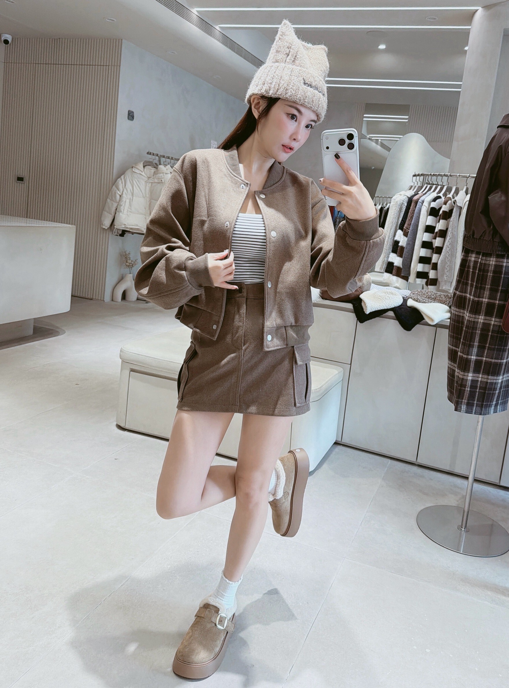 厚磅毛呢料棒球外套+工裝褲裙