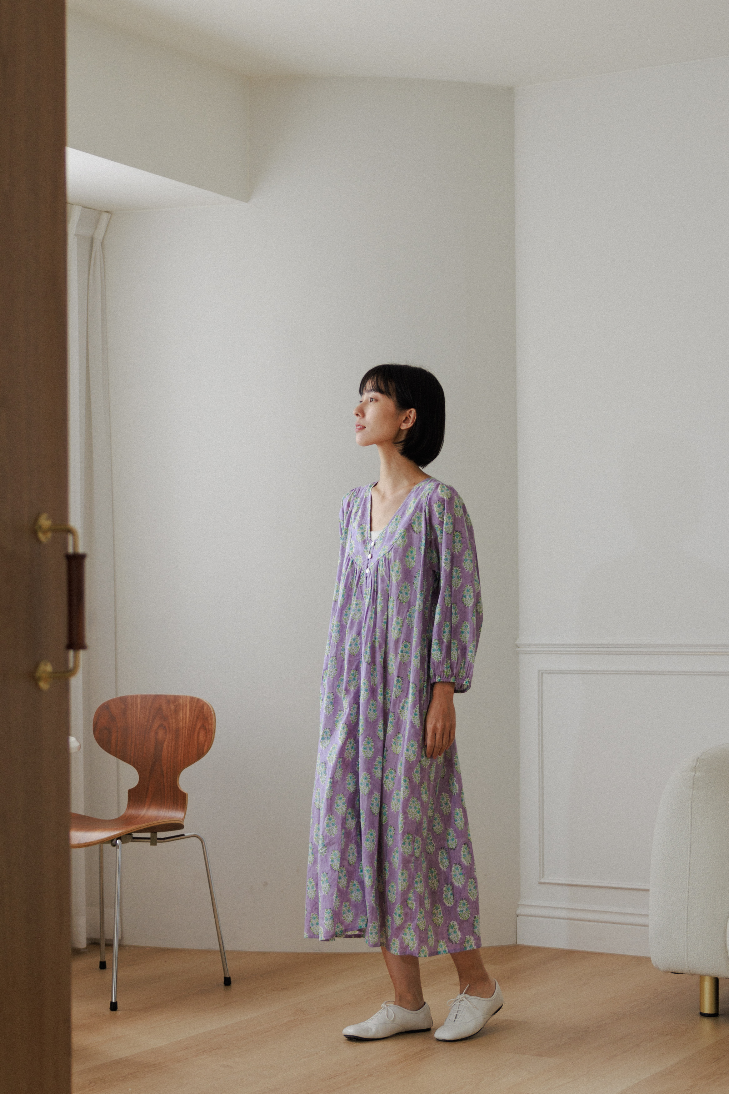 V領排扣洋裝_紫花