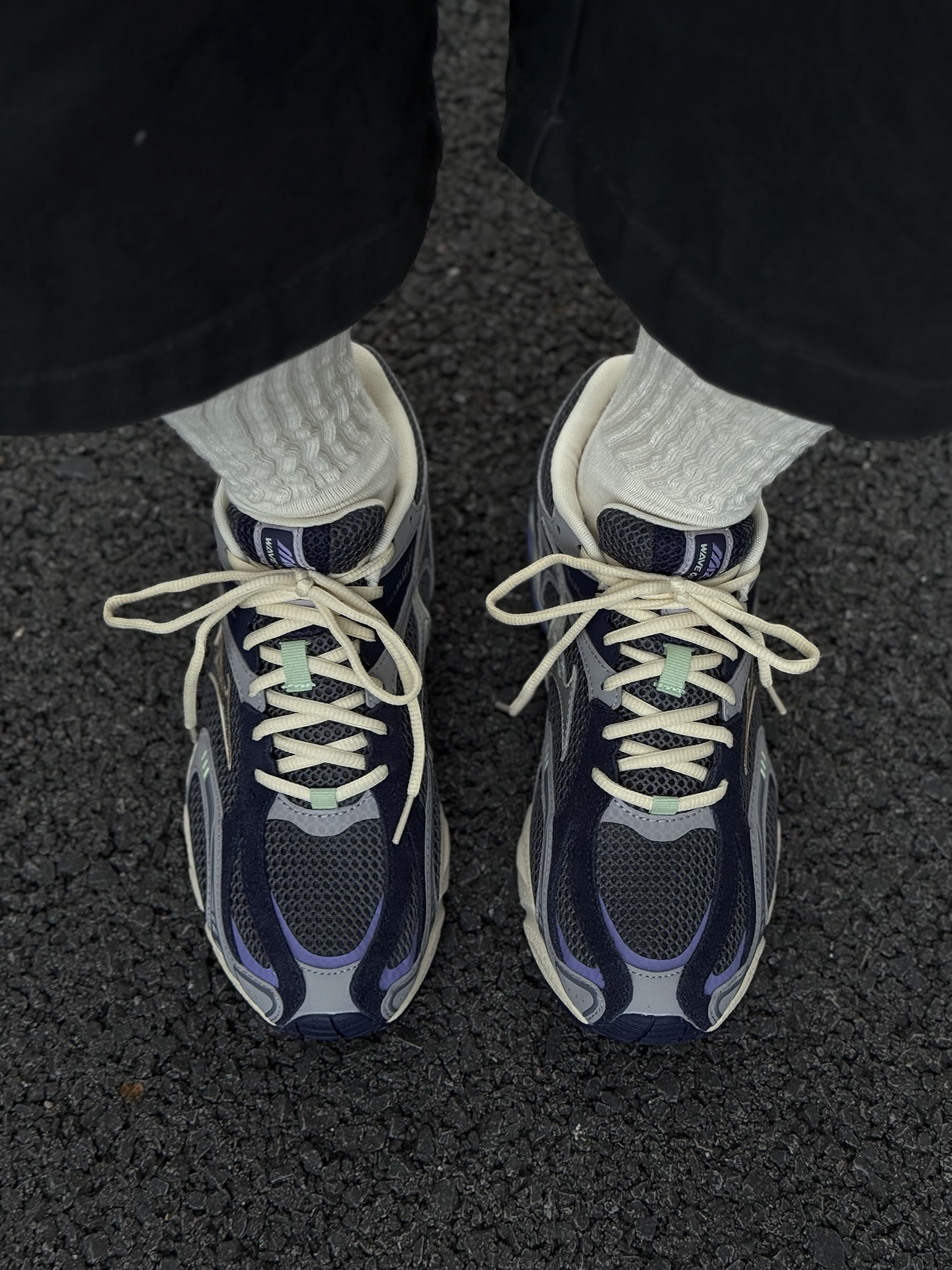 代購-Mizuno Wave Orion 復古機能 厚底跑鞋 男女同款 絕絕紫