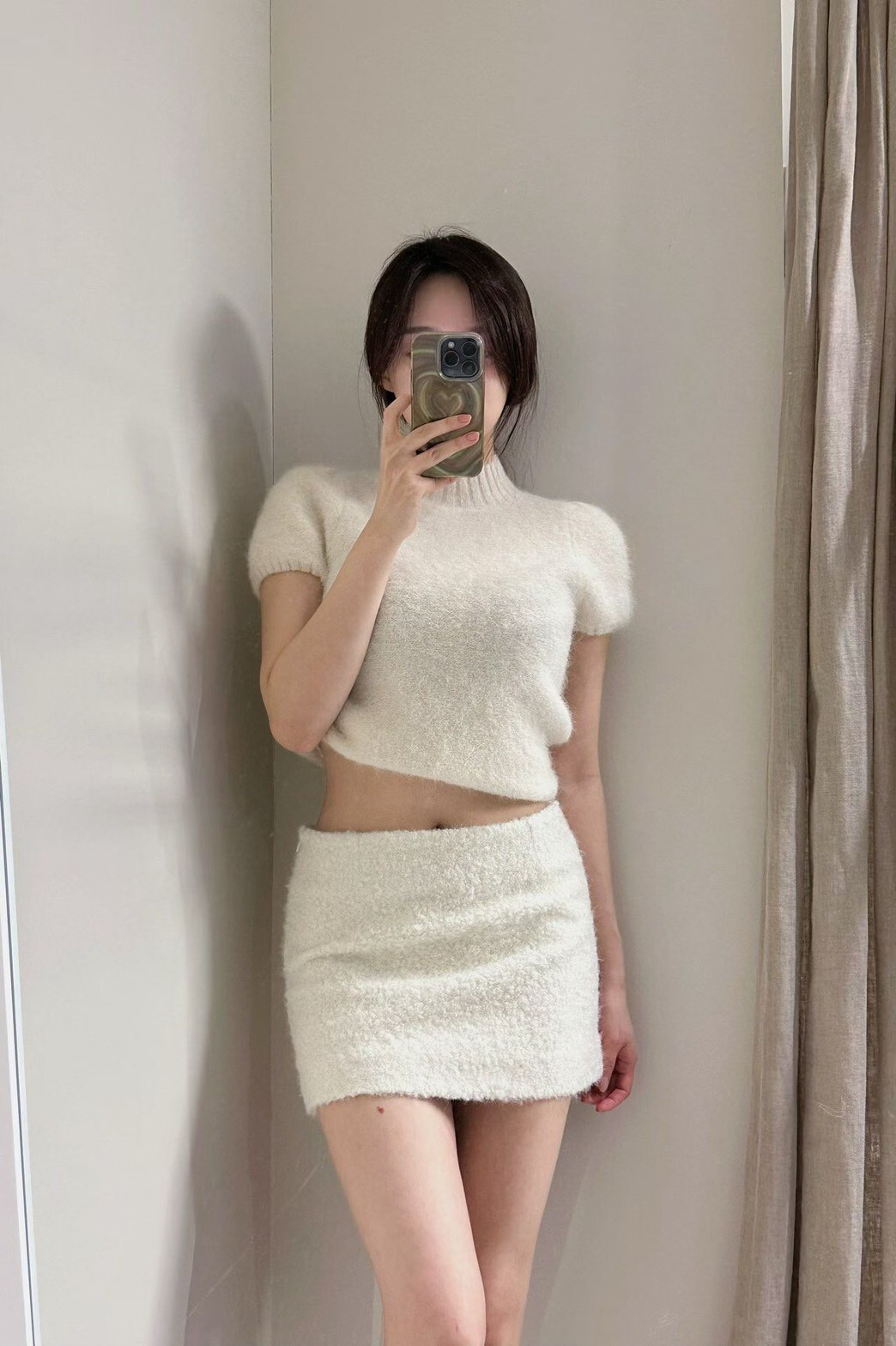 亮粉毛呢迷你短裙