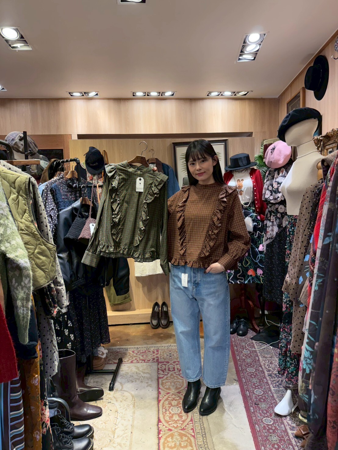 KM5230 聖誕荷葉邊格子上衣