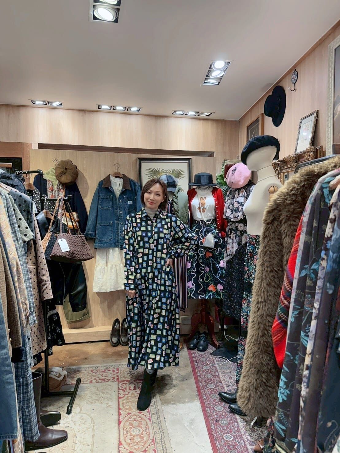 KM5237 黑色油畫印花連衣裙