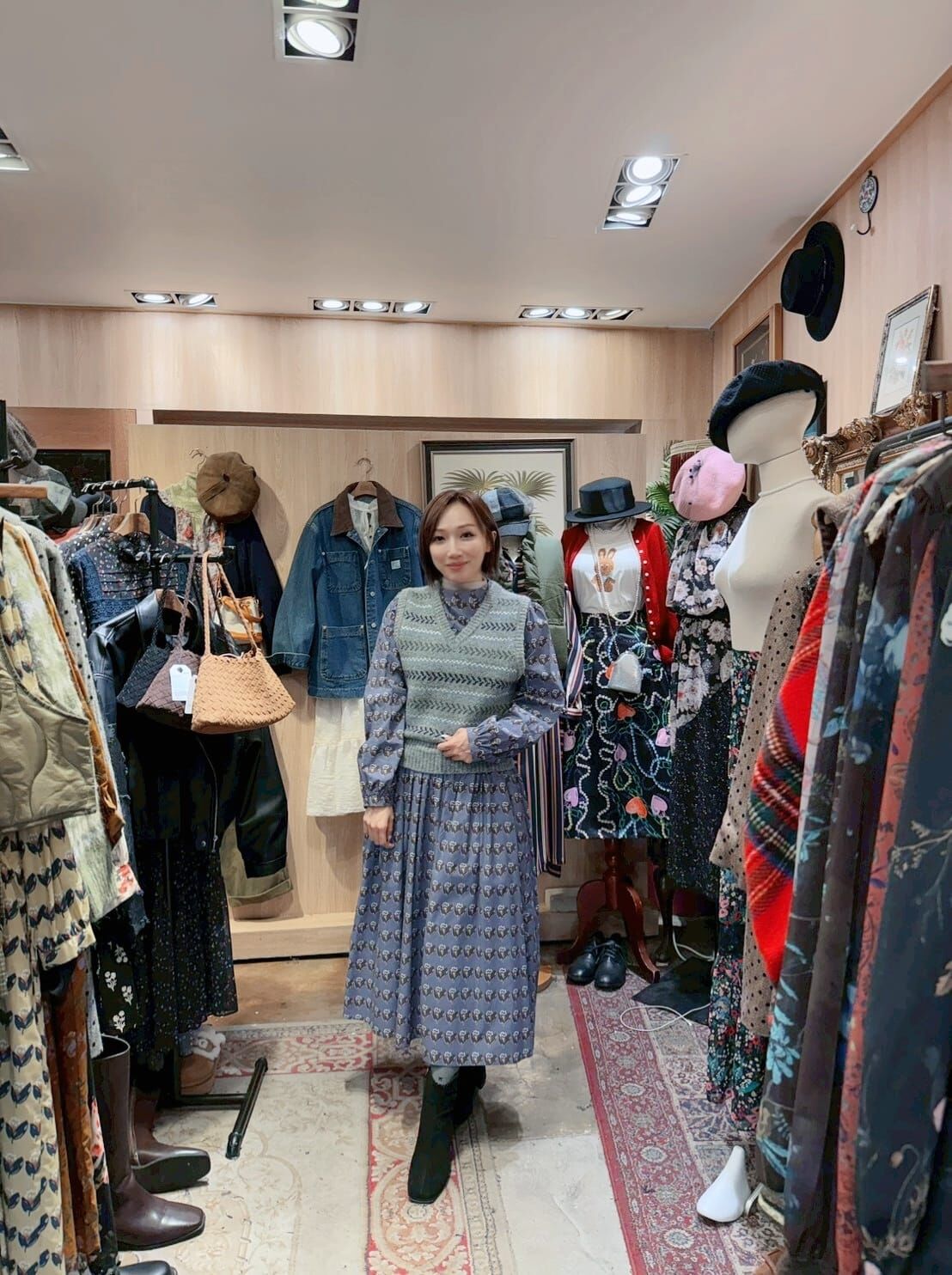 KM5260 費爾島花紋V領背心