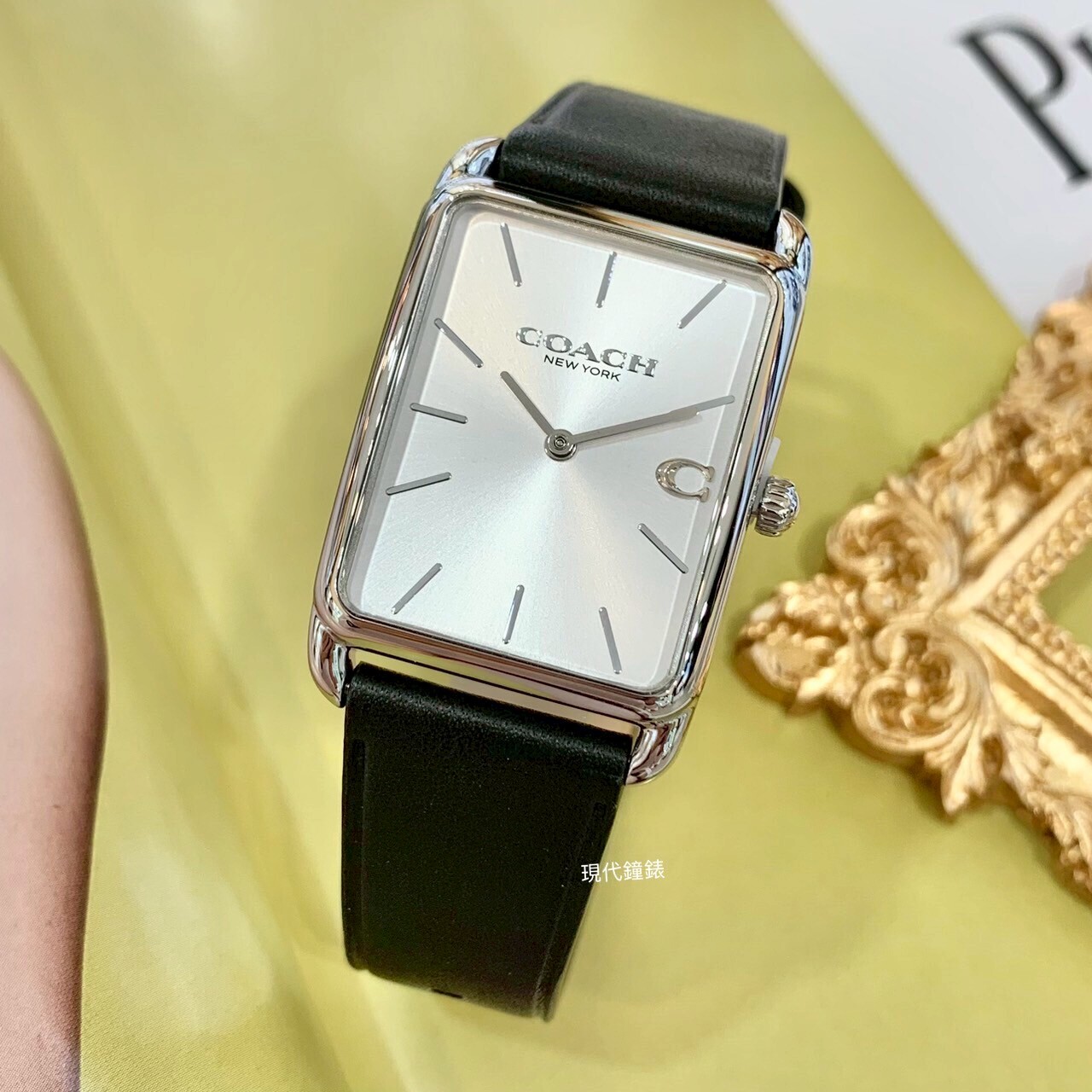 【COACH】復古方型中性手錶CO14400040 25mm 現代鐘錶