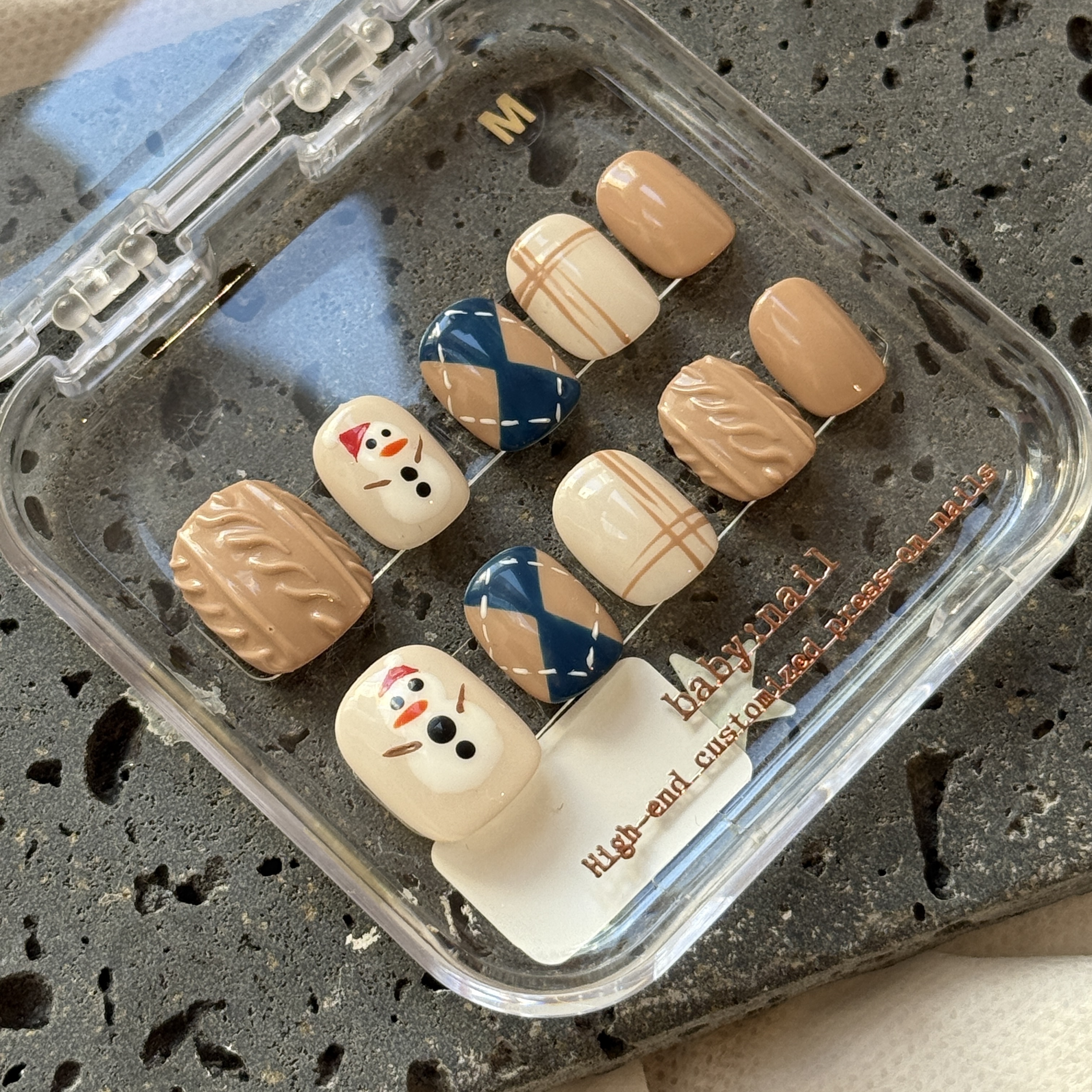 baby:nail ︳Winter Knit Snowman Nail