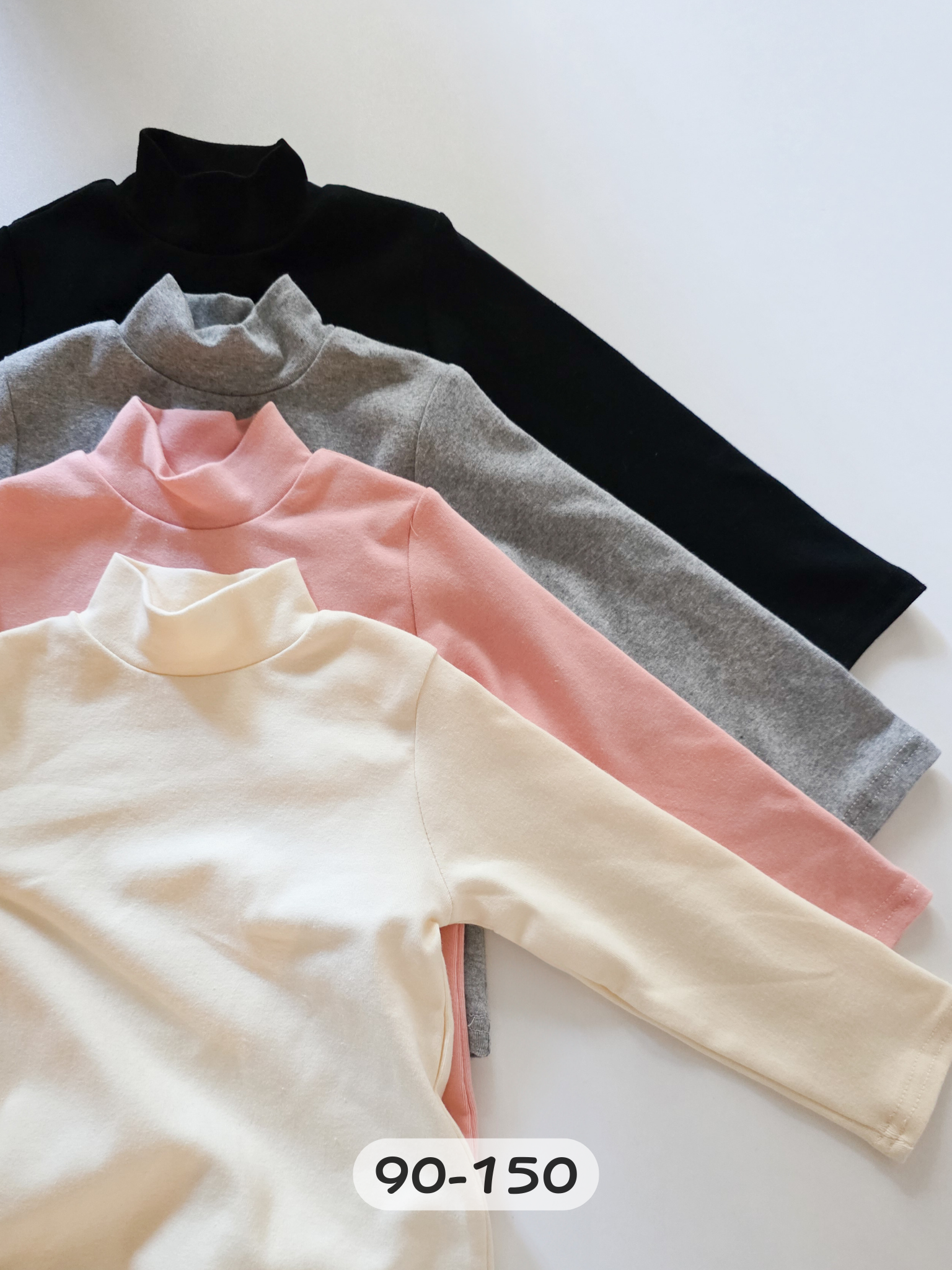 加厚款素面高領上衣