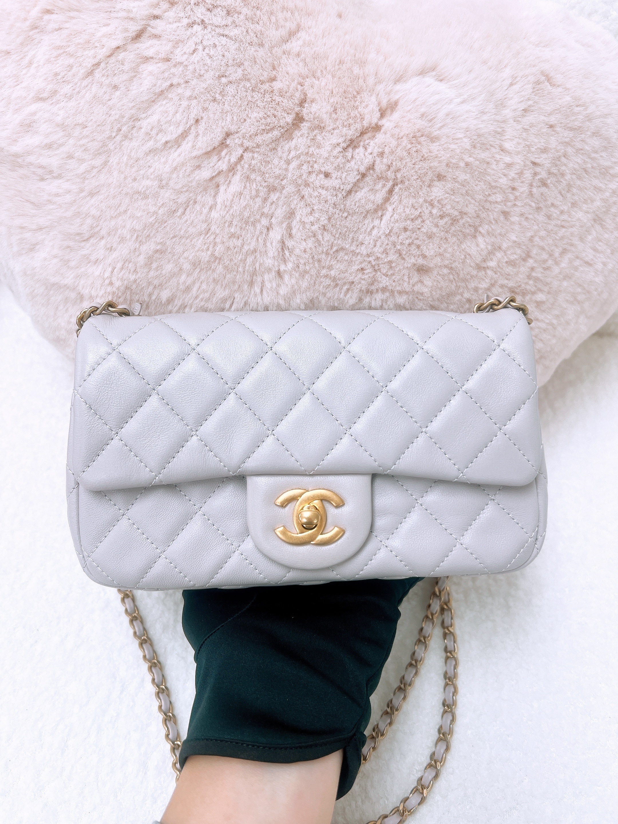 Chanel mini cf 20 classic flap (lilac lambskin/ GHW) 金球
