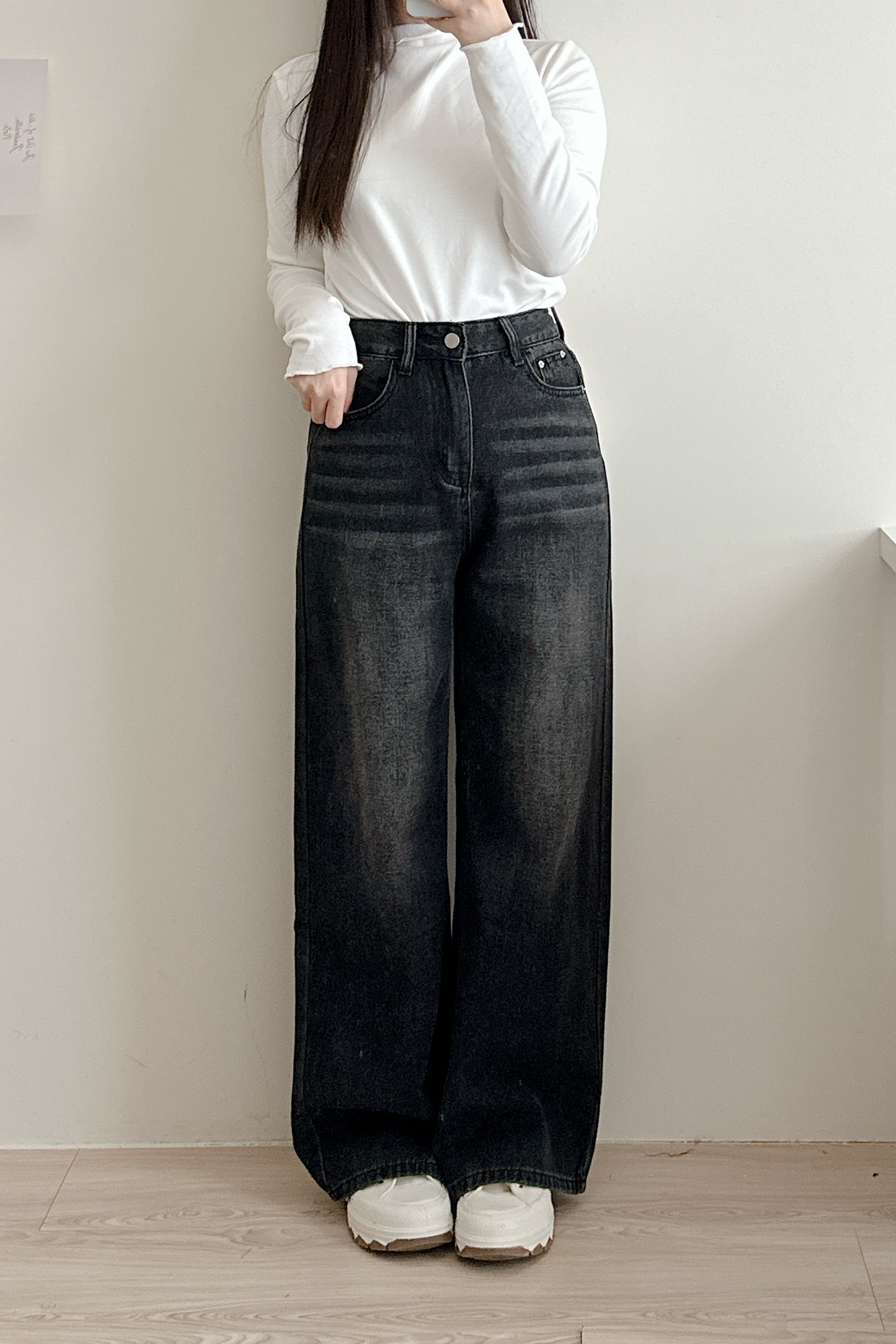 材質超好！💯時髦歐膩的長腿休閒刷色牛仔褲💕共4色