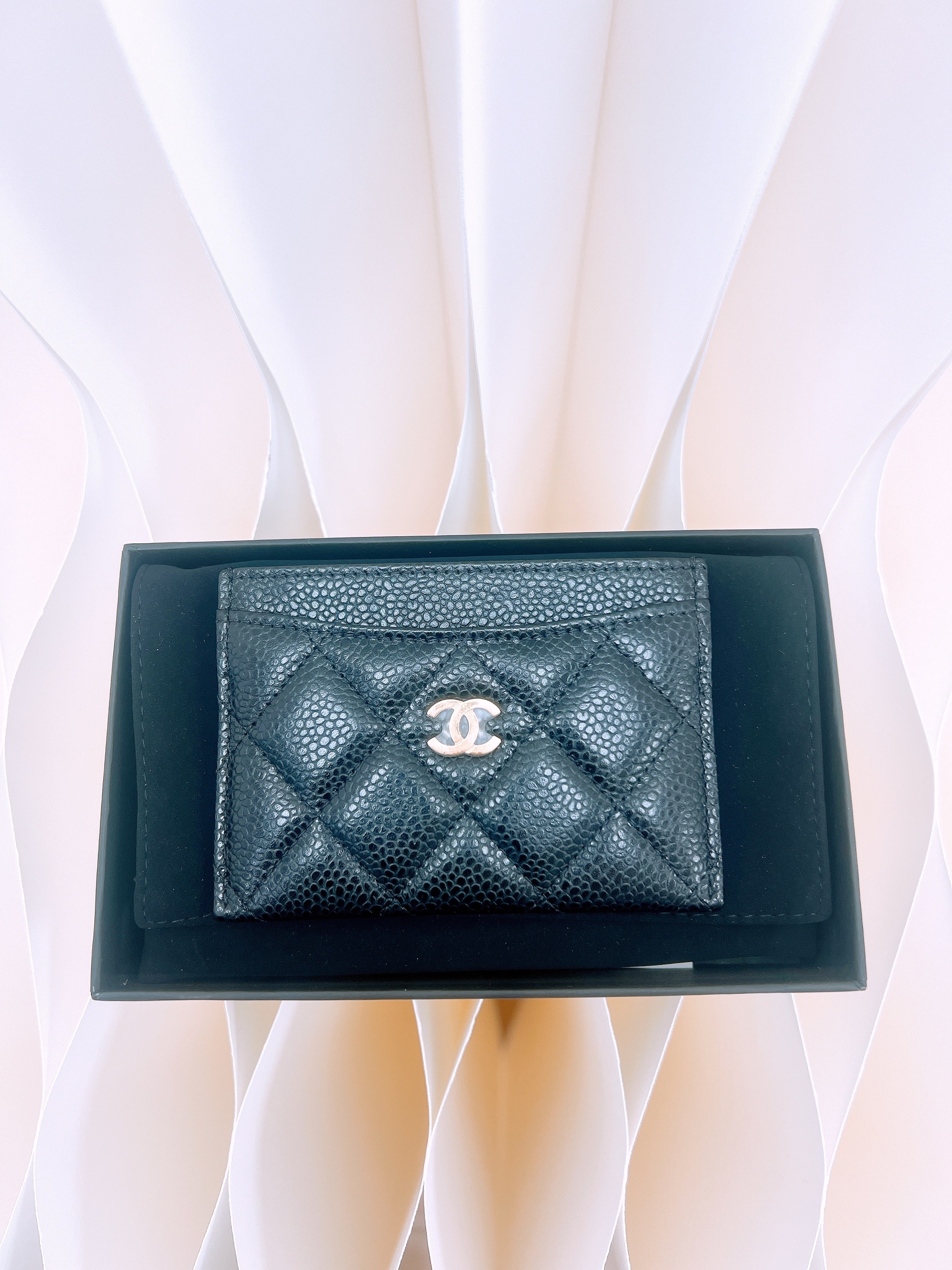 Chanel classic card holder (black caviar GHW)