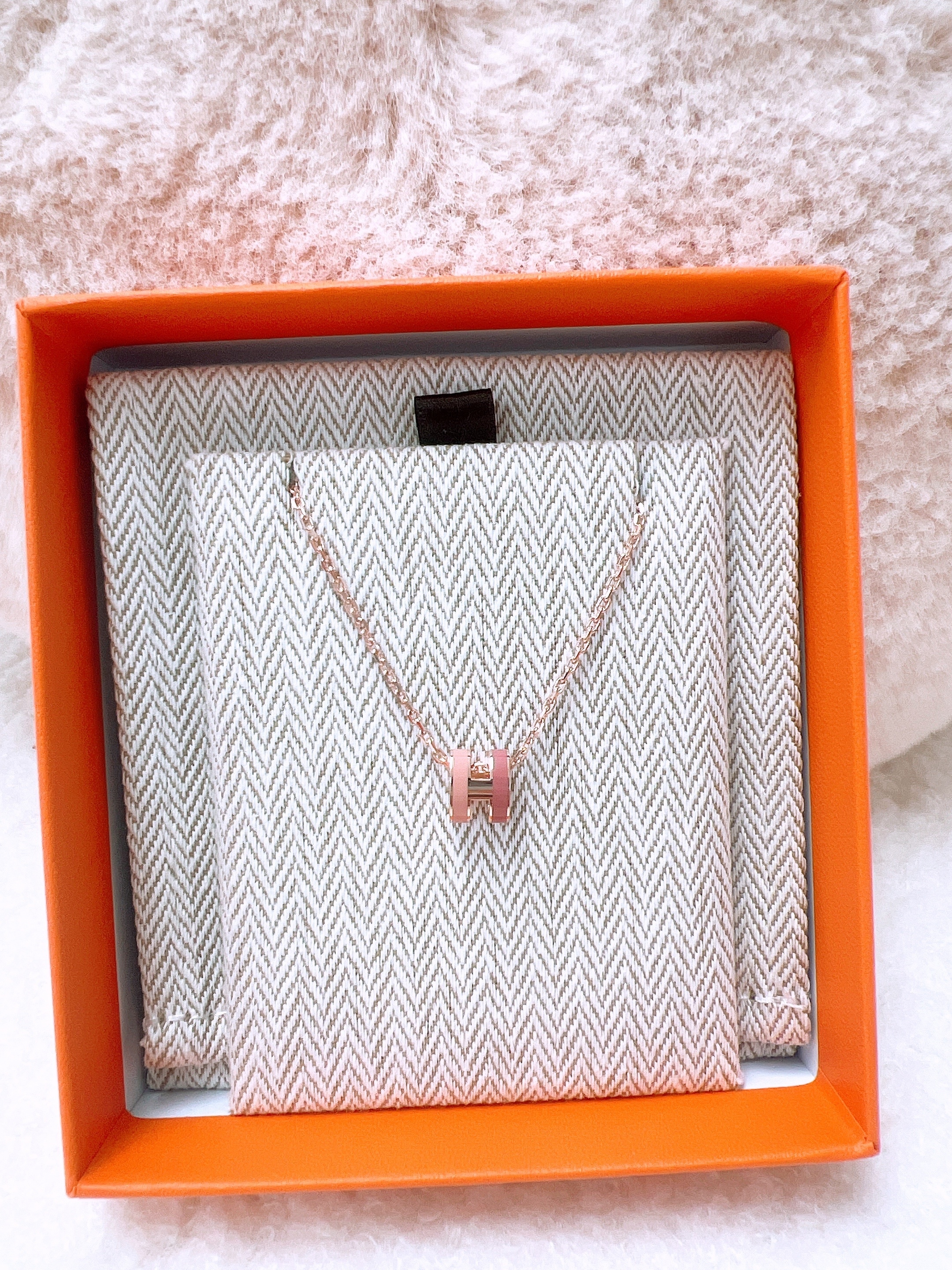 *Brand New* Hermes mini pop h rocabar necklace (dark pink/ pink/ rose gold hardware)