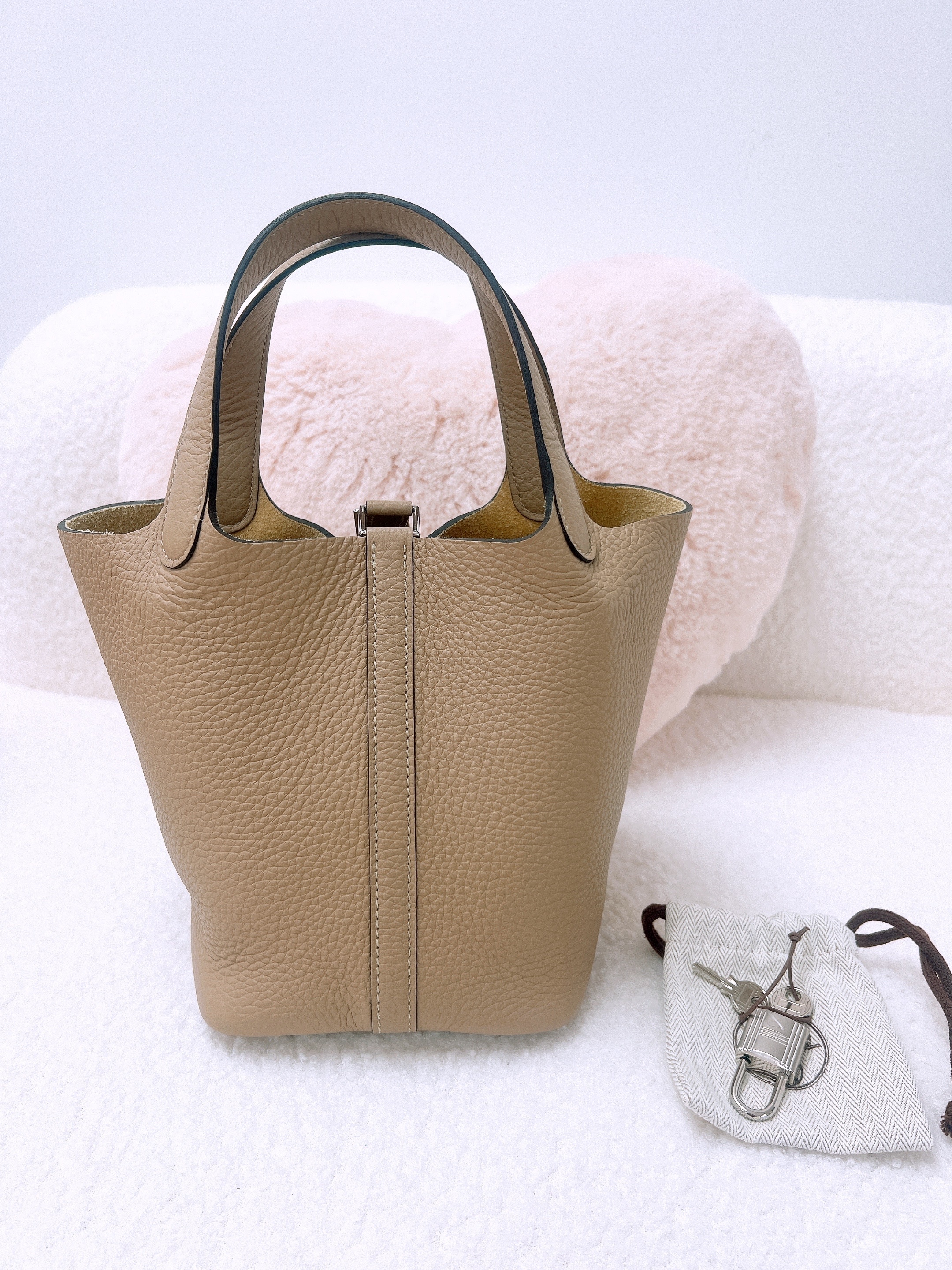 *Unused* Hermes picotin 18 (trench PHW/ stamp b)