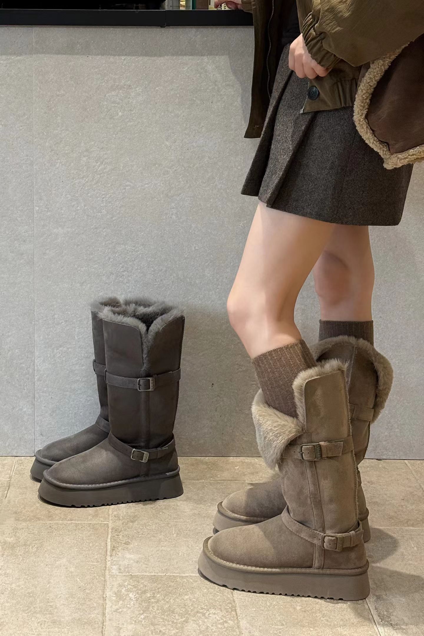 高質感可反摺毛絨長筒雪靴