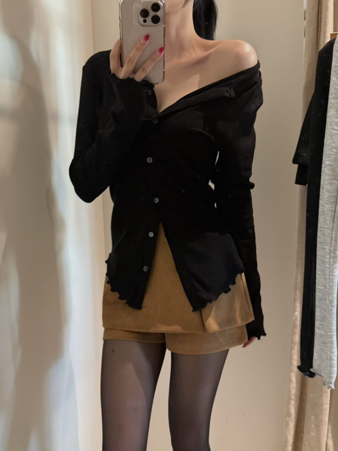 捲邊長版合身開釦上衣