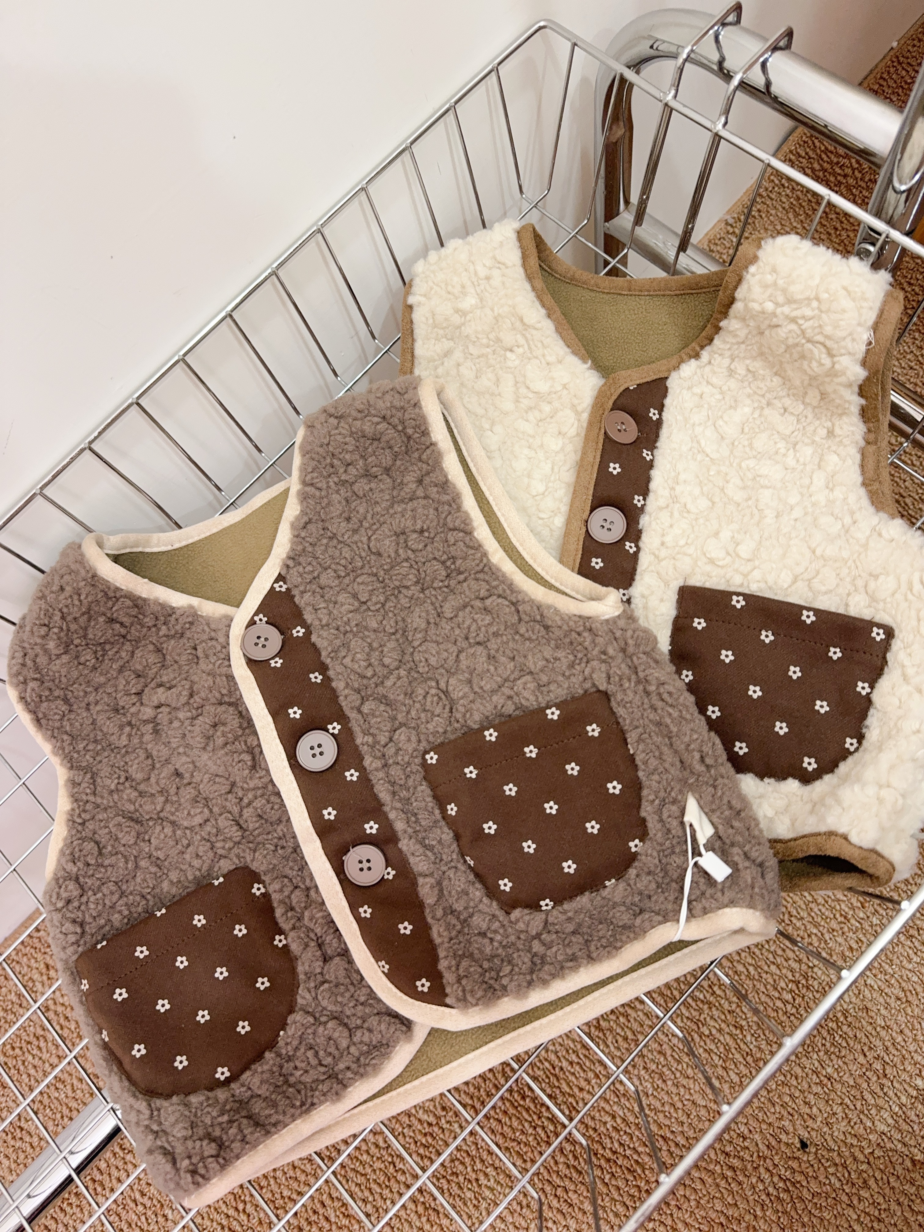 882507日系毛茸茸保暖背心