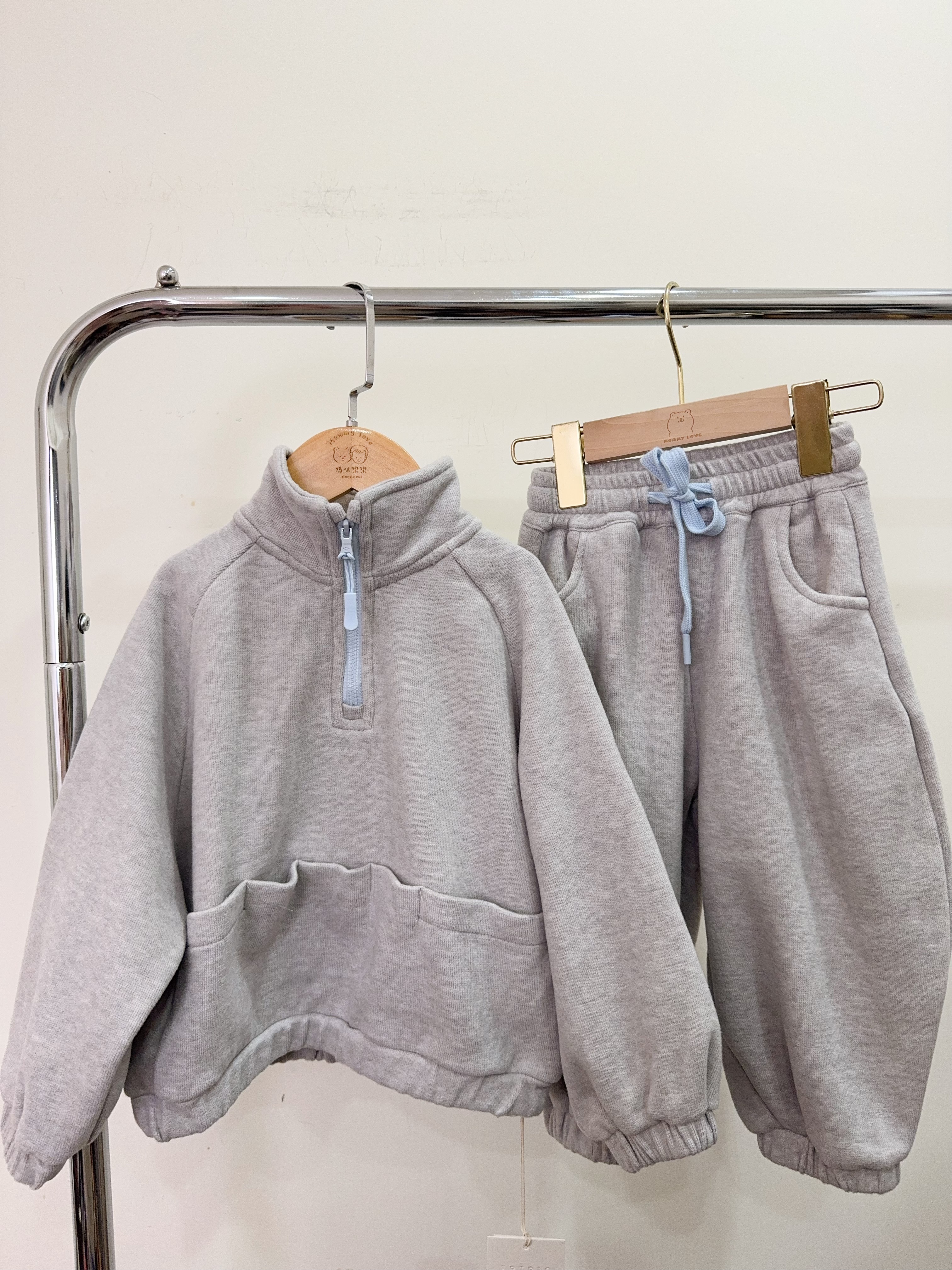 53505立領拉鏈撞色磨毛套裝e47