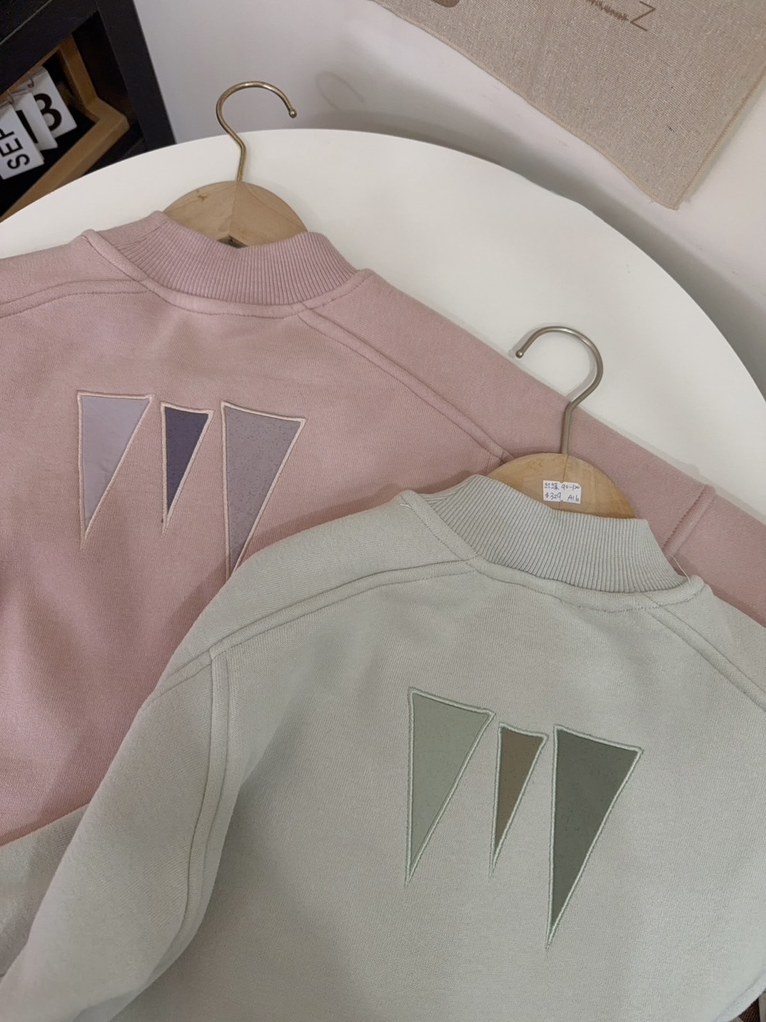 53066設計師家-粉嫩立領上衣