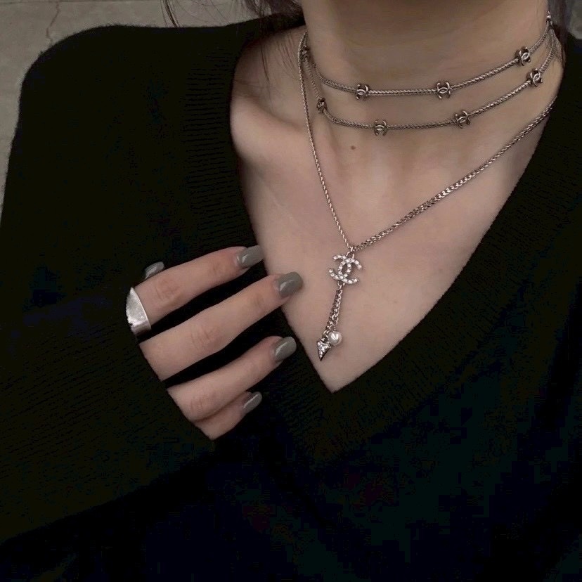 18k香奶奶”25銀雙C三角珍珠吊墜”高奢定製長項鍊