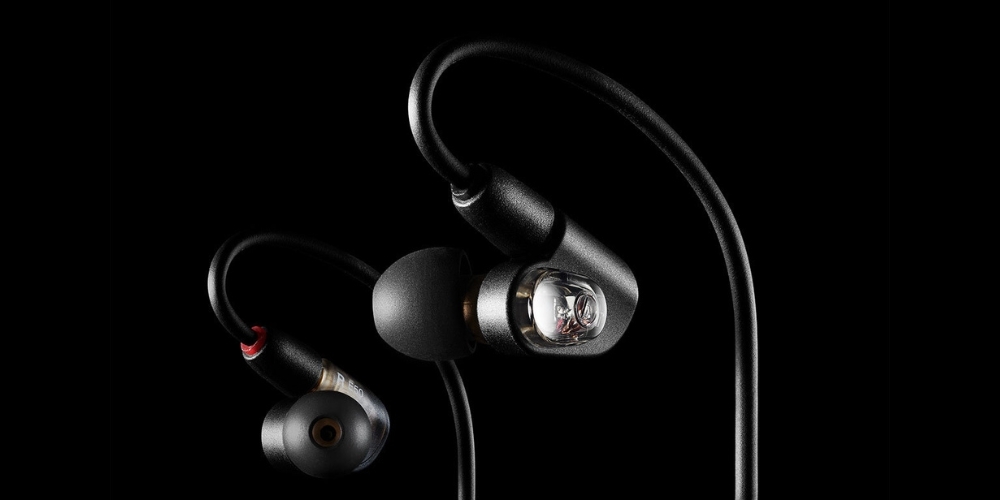 耳機佩戴示意圖