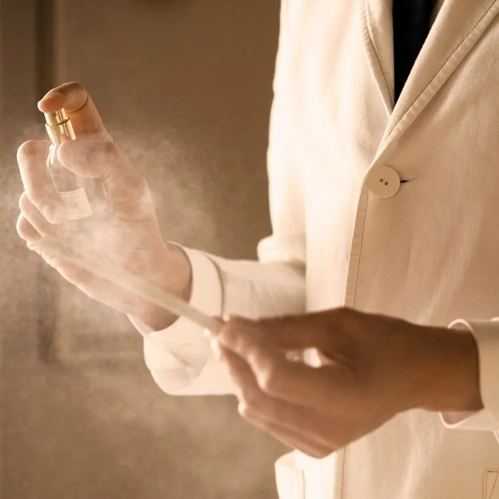 Dr.Vranjes Firenze-AMBRA，擴香噴霧-100ml，以檀香及梵尼蘭點綴