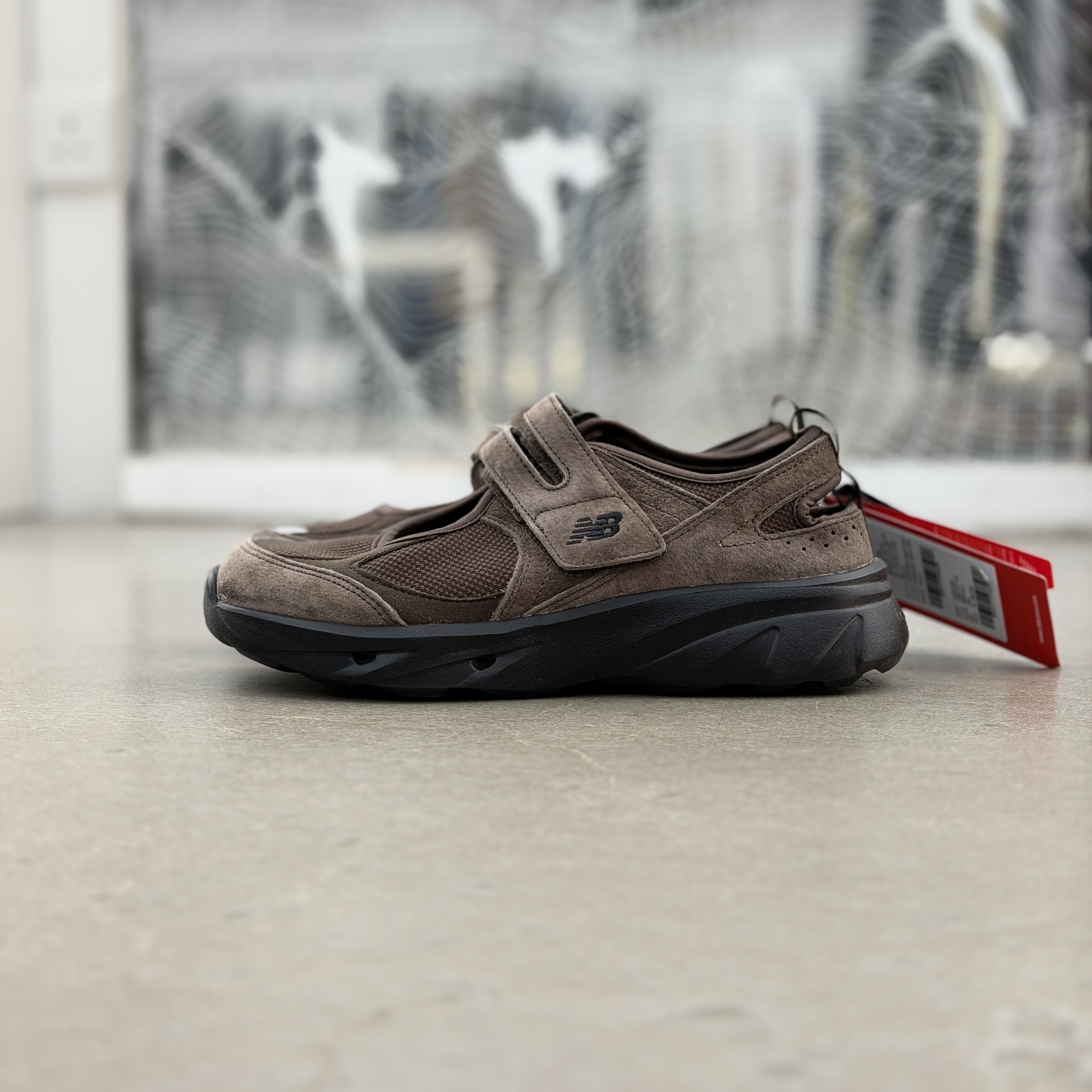 (Pre-order) New Balance Breeze Suede Brown
