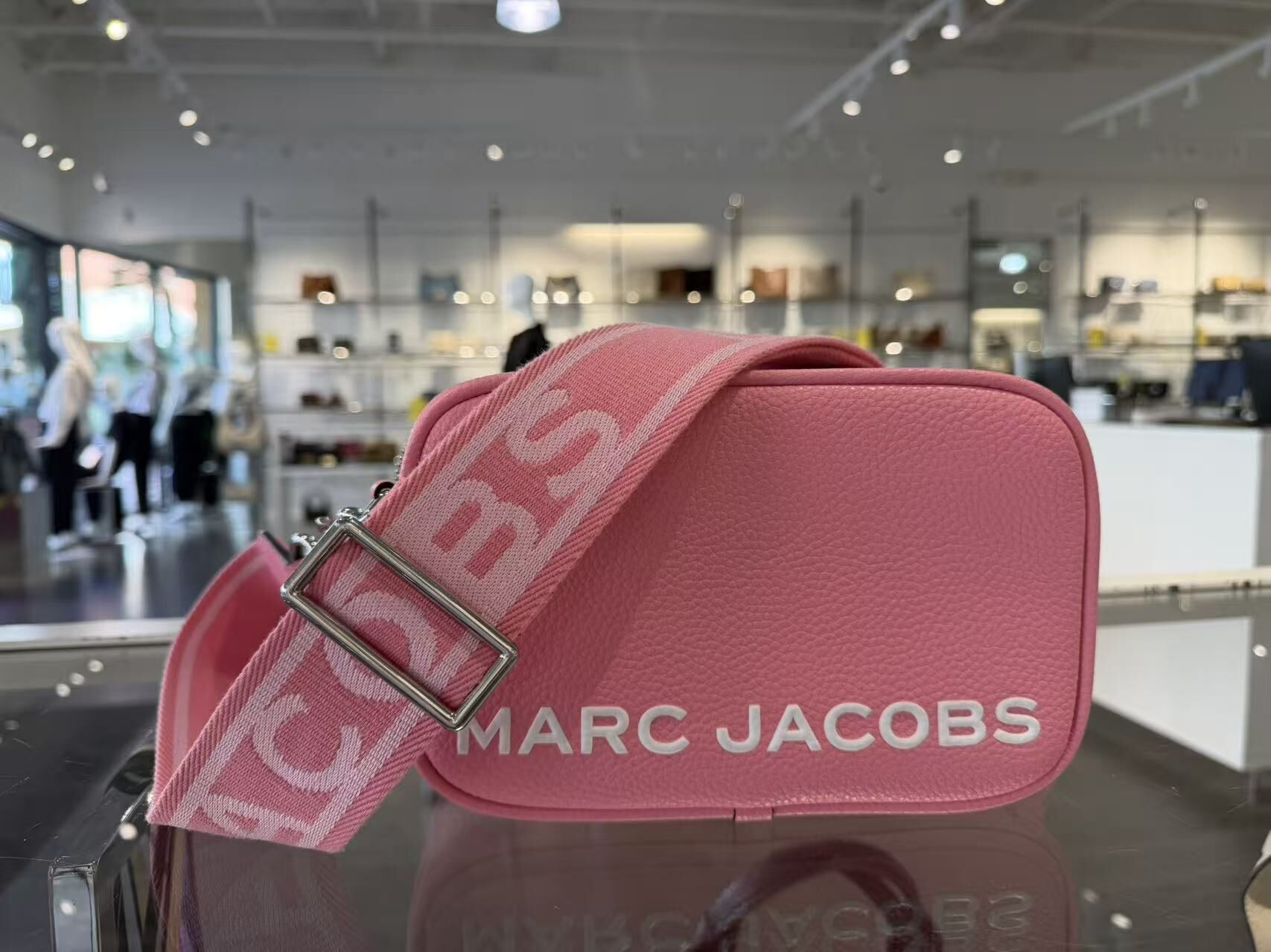 【直播】MARC JACOBS LL1124102 相機包(粉紅色)