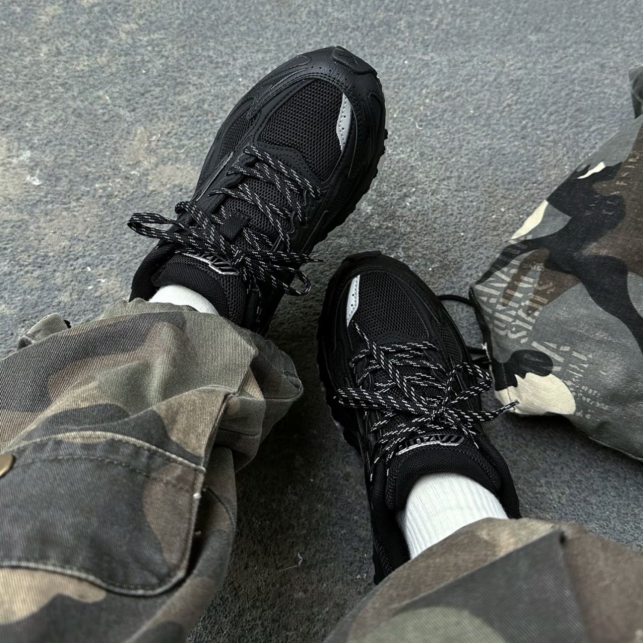 MIZUNO FIYI TL V2 全黑 戶外 運動鞋 美津濃 男女同款 D1GH251911