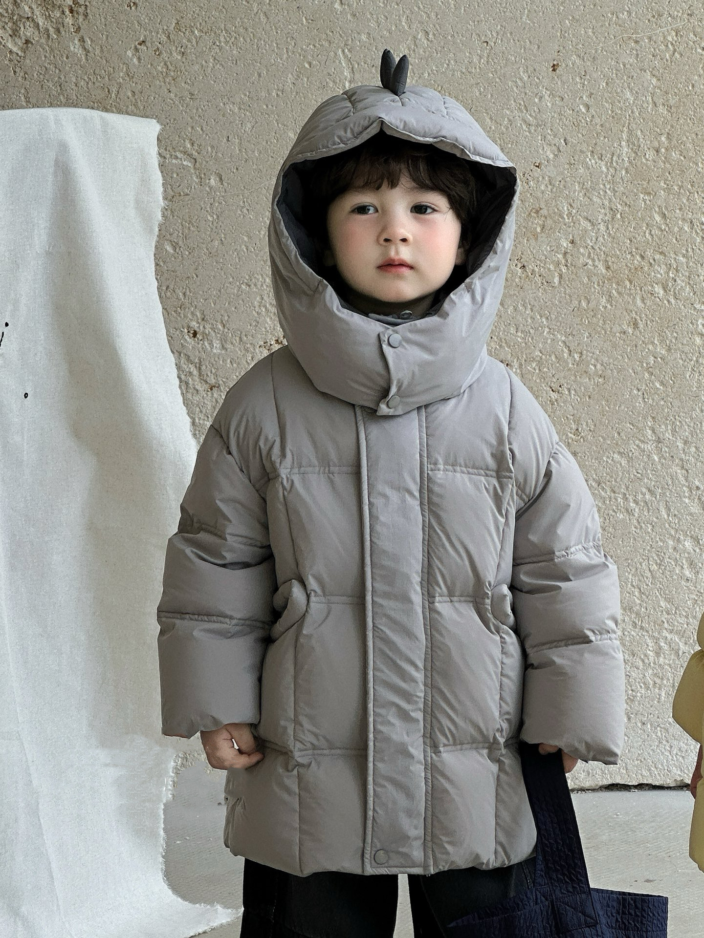 BYB11OW231GY 灰色型格dino帽帽長羽絨