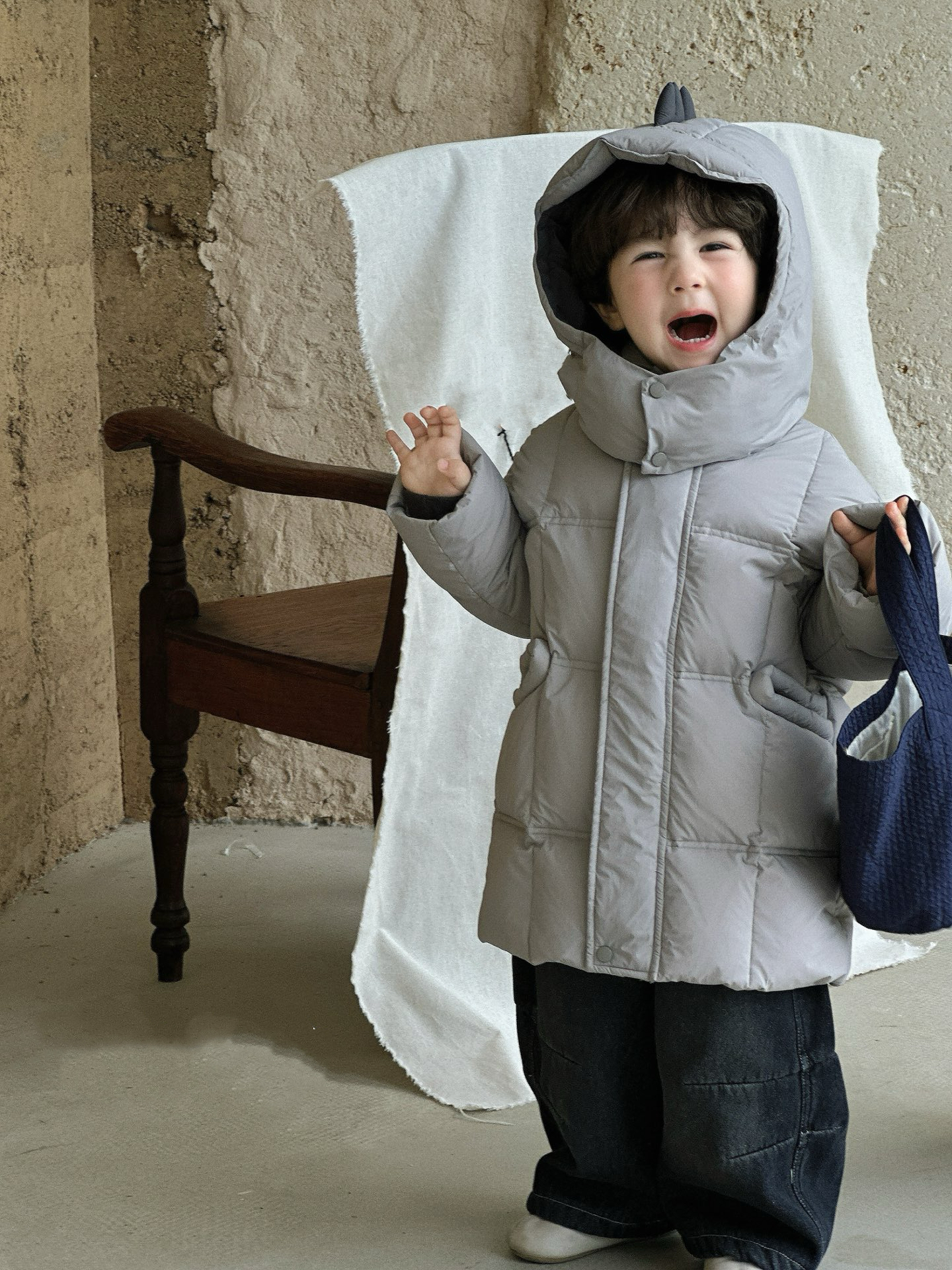 BYB11OW231GY 灰色型格dino帽帽長羽絨