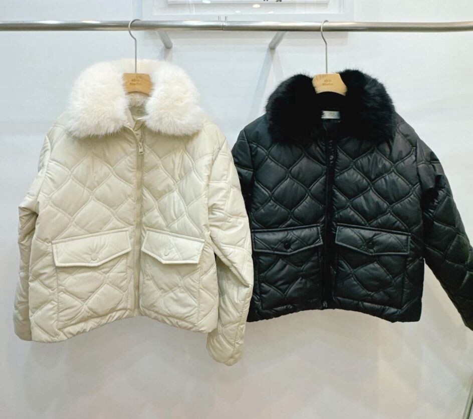 AB43 鴨絨50% 胸 42長 21$579