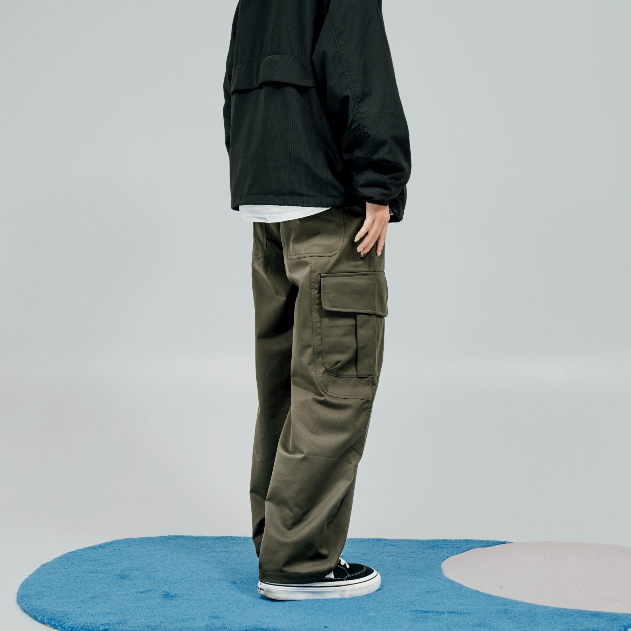 SBG 特殊口袋剪裁寬鬆長褲 SB9235