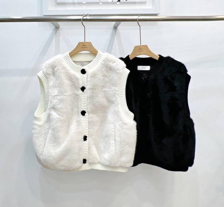 AB49 胸 38長 21$419