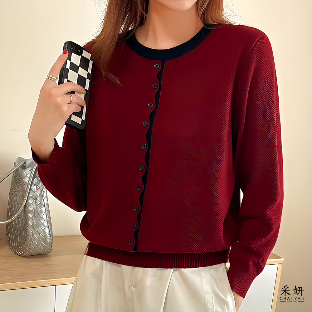 跳色領圈波浪假排扣針織圓領長袖上衣