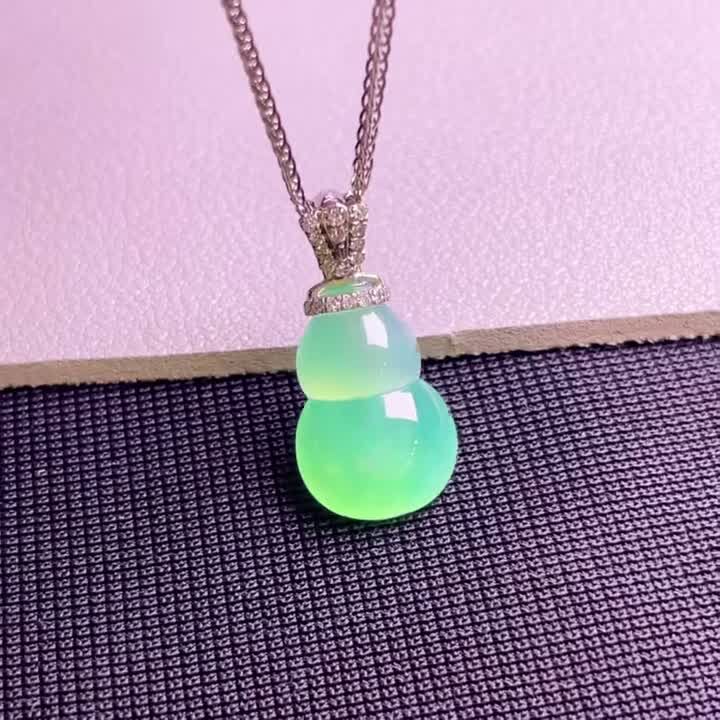 111044 翡翠葫蘆吊墜