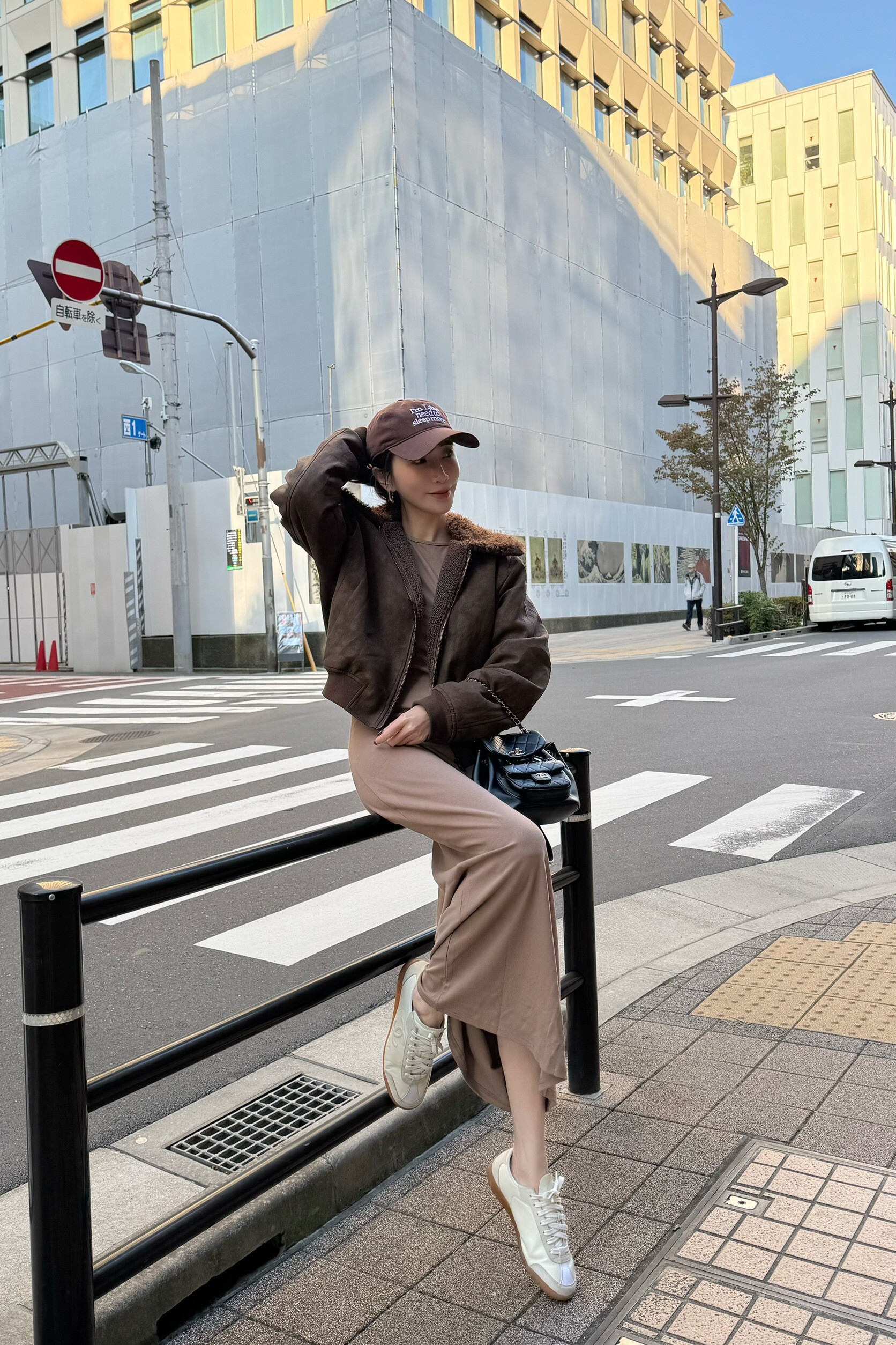 (現貨)#AF35 薄款圓領直筒洋裝(藍/咖/灰/黑)