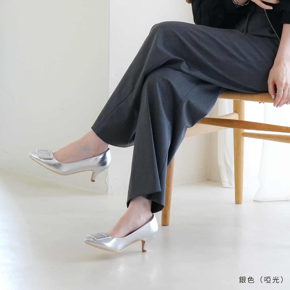 方形飾扣尖頭高跟鞋 健步如飛【CX2501】