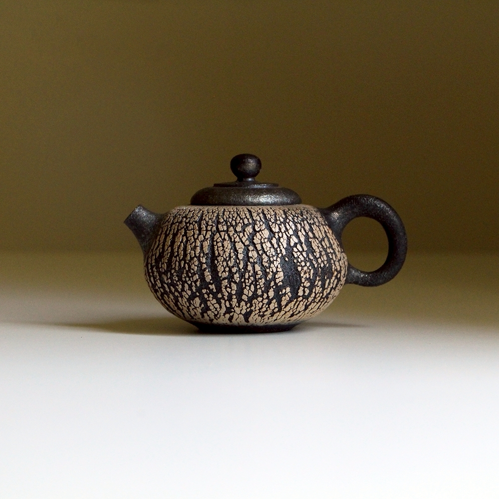 裂地柴燒茶壺