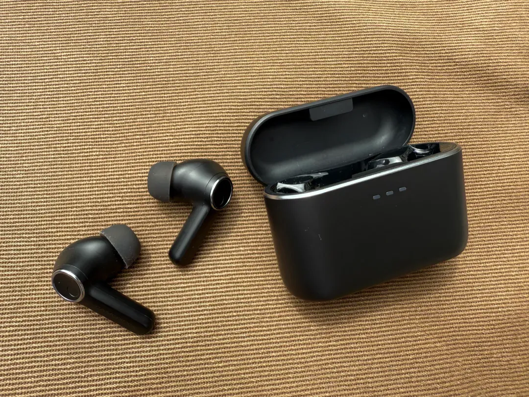 Cambridge Audio Melomania A100 真無線主動降噪耳機