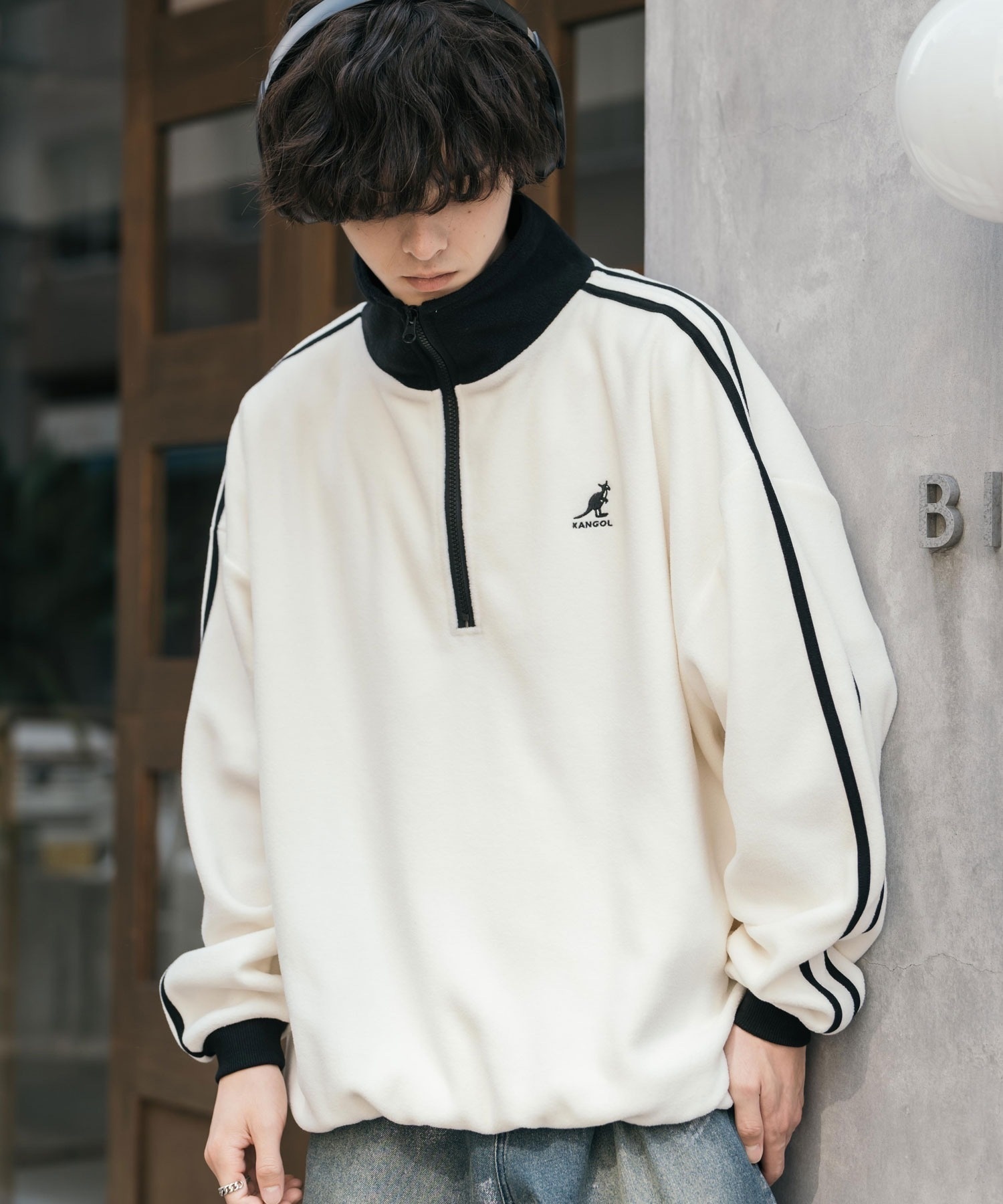KANGOL / oversized half-zip fleece sweatshirt