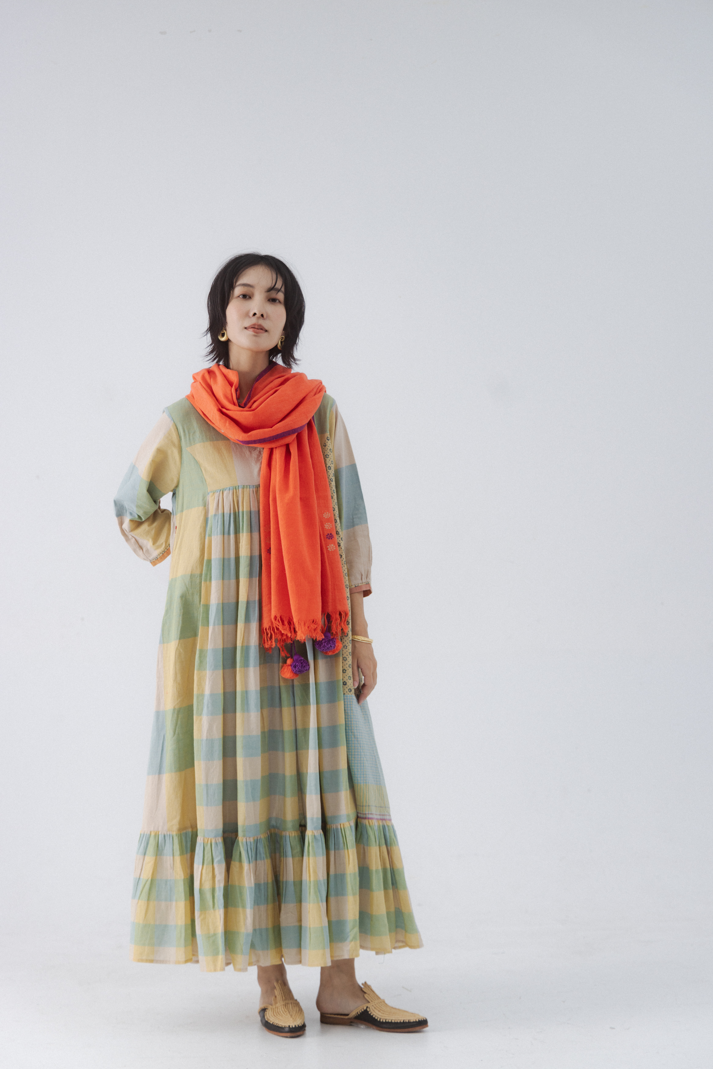 手工織布圍巾披肩_橘紫球球